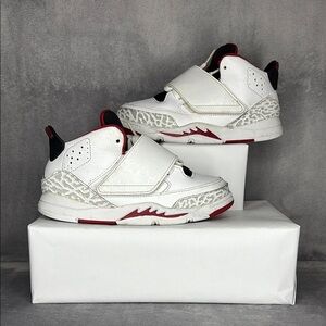 Air Jordan Son of Mars Fire Red 10C Toddler Retro Sneakers Clean